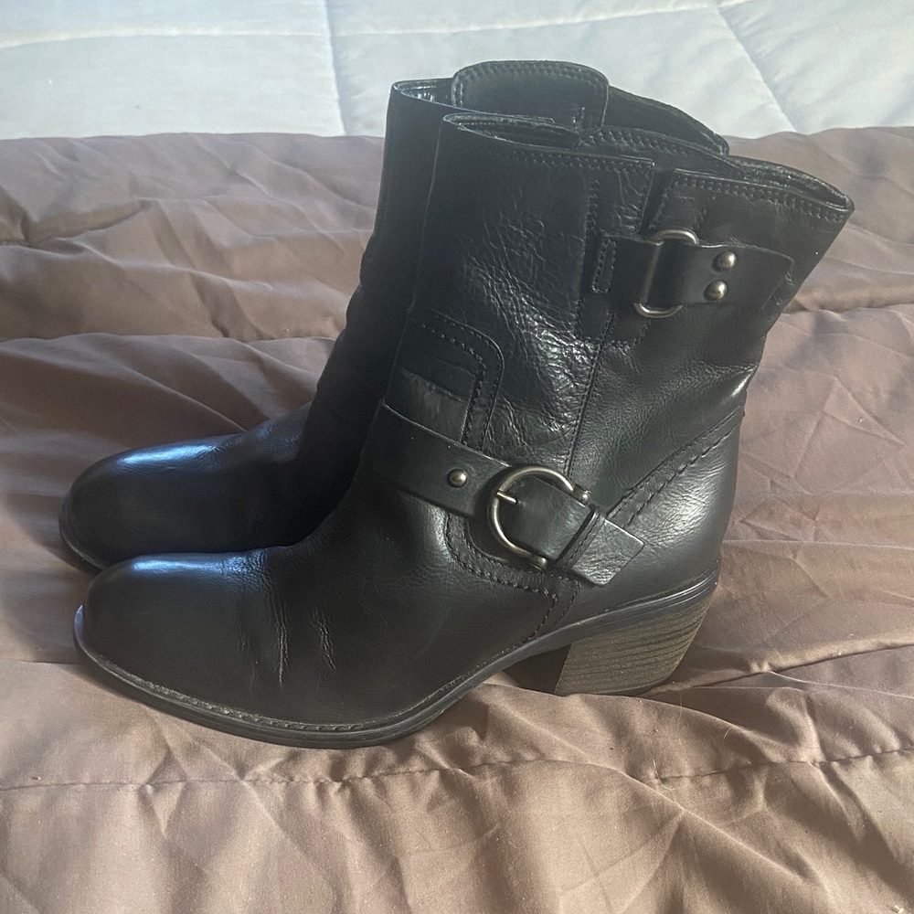 Black Leather Ankle Boots with Buckle Accent size 6 1/2 worn once